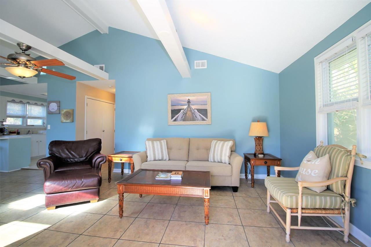 Salty Shack Unit C - Salty Shack - Dog Friendly Home - Across From The Beach - Central Location! فولي بيتش المظهر الخارجي الصورة