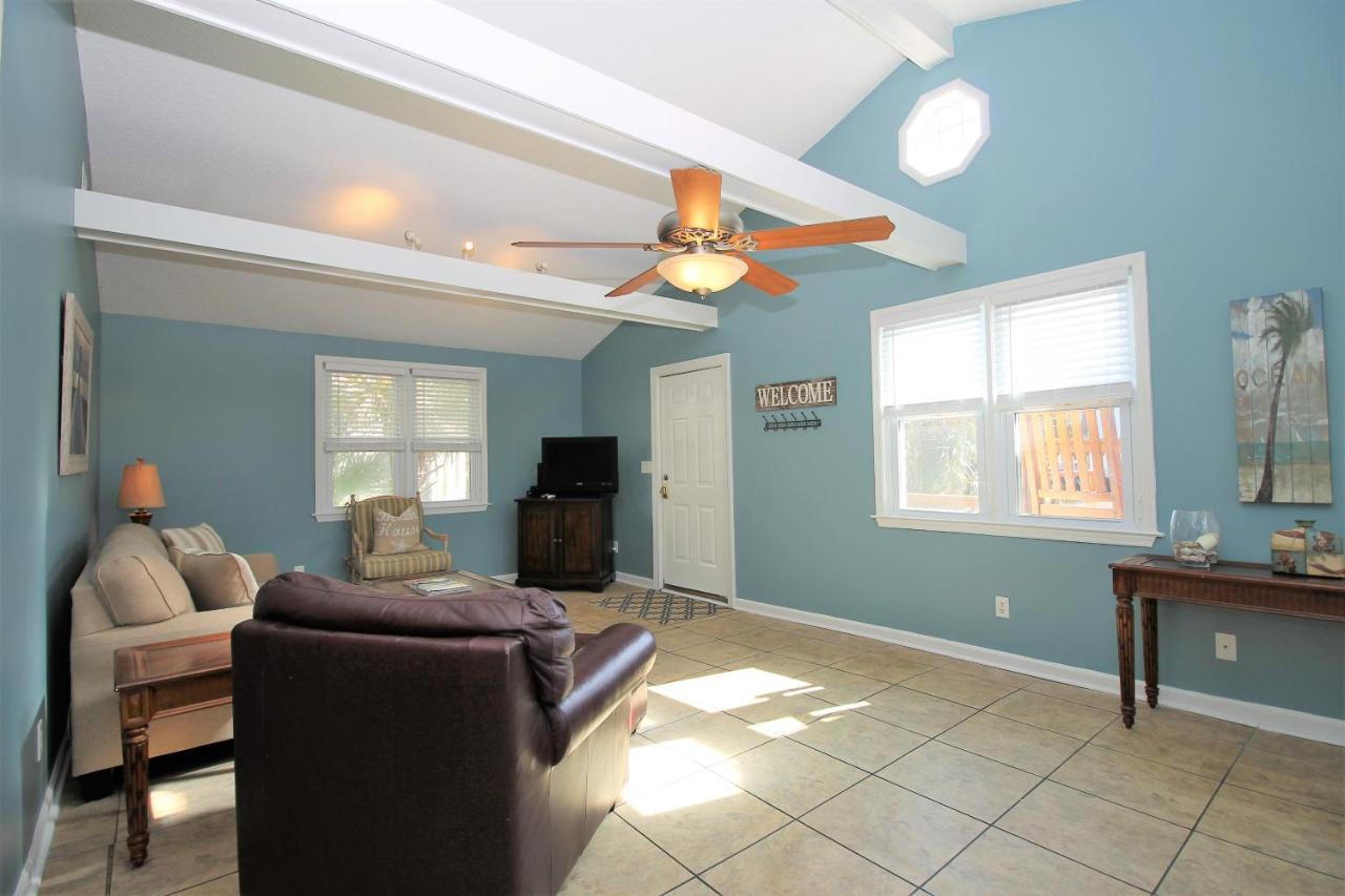 Salty Shack Unit C - Salty Shack - Dog Friendly Home - Across From The Beach - Central Location! فولي بيتش المظهر الخارجي الصورة